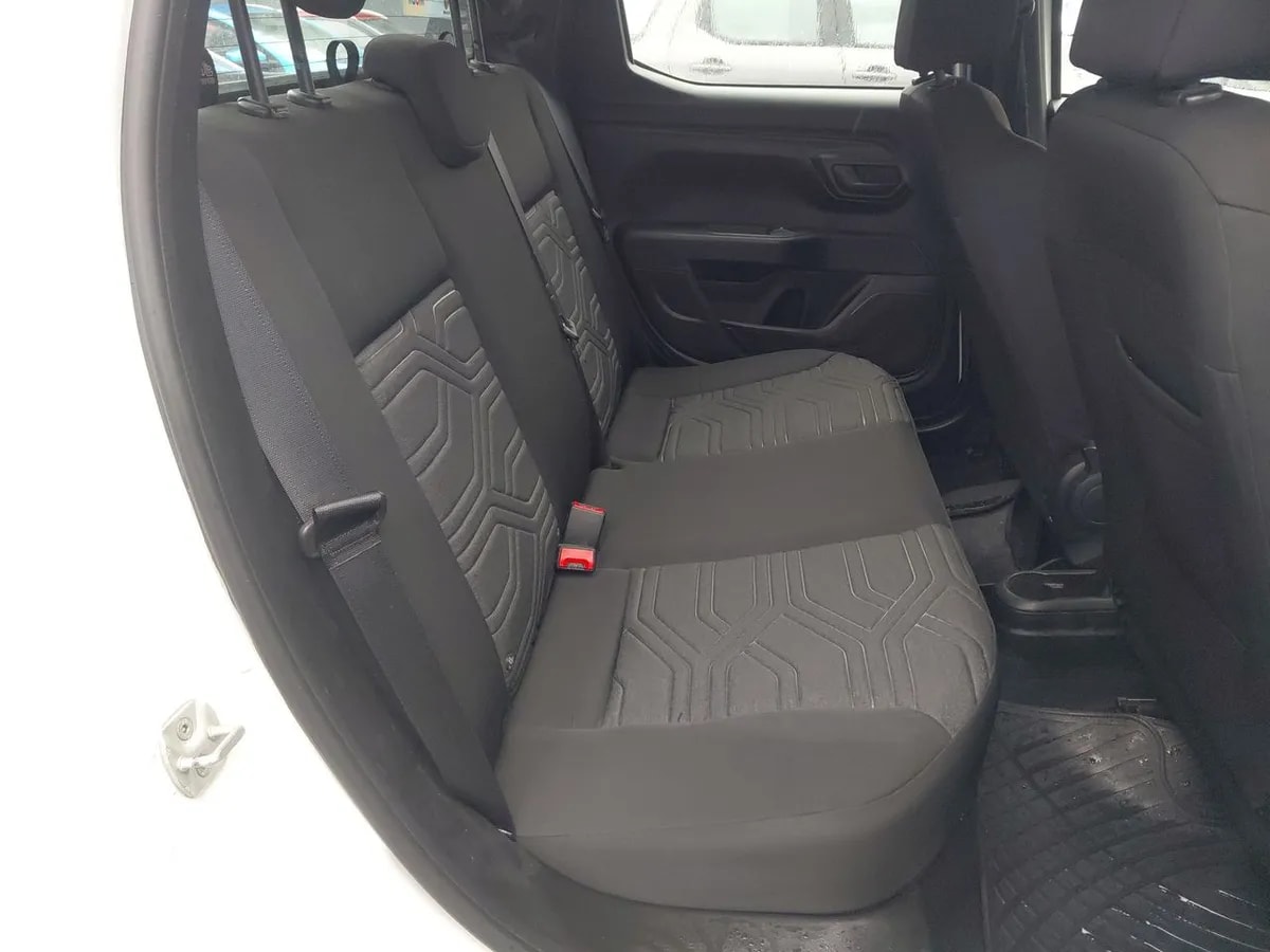 Ram 700 1.4 Bighorn 4x2 Dob. Cab. Mt 4p año 2024