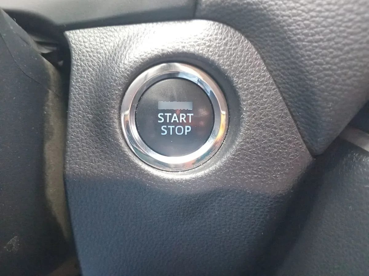 Toyota Rav 4 2.0 Xle 4x2 Cvt At 5p año 2020
