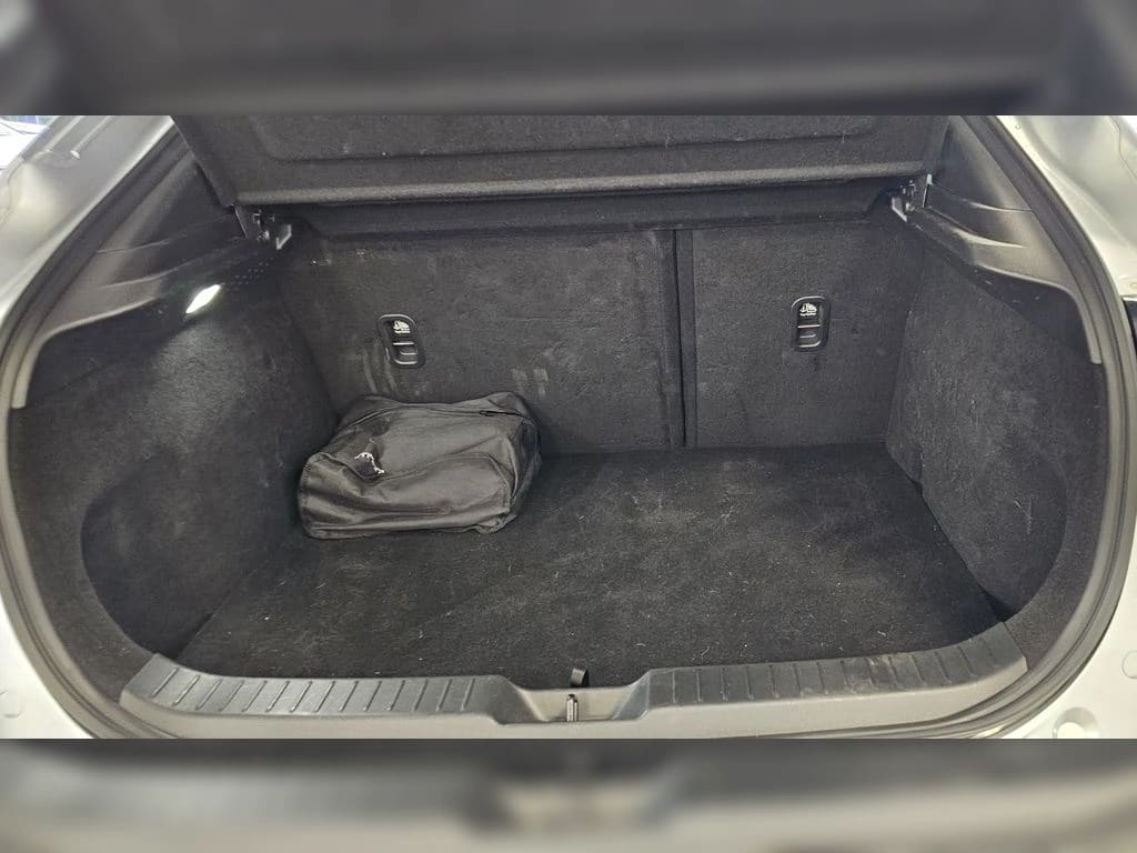 Mazda 121 Cx-30 2.0 V 7g At año 2024