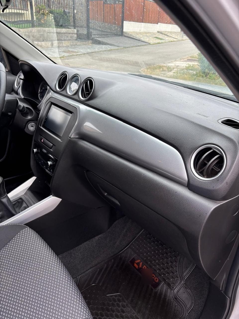 SUZUKI VITARA  año 2019