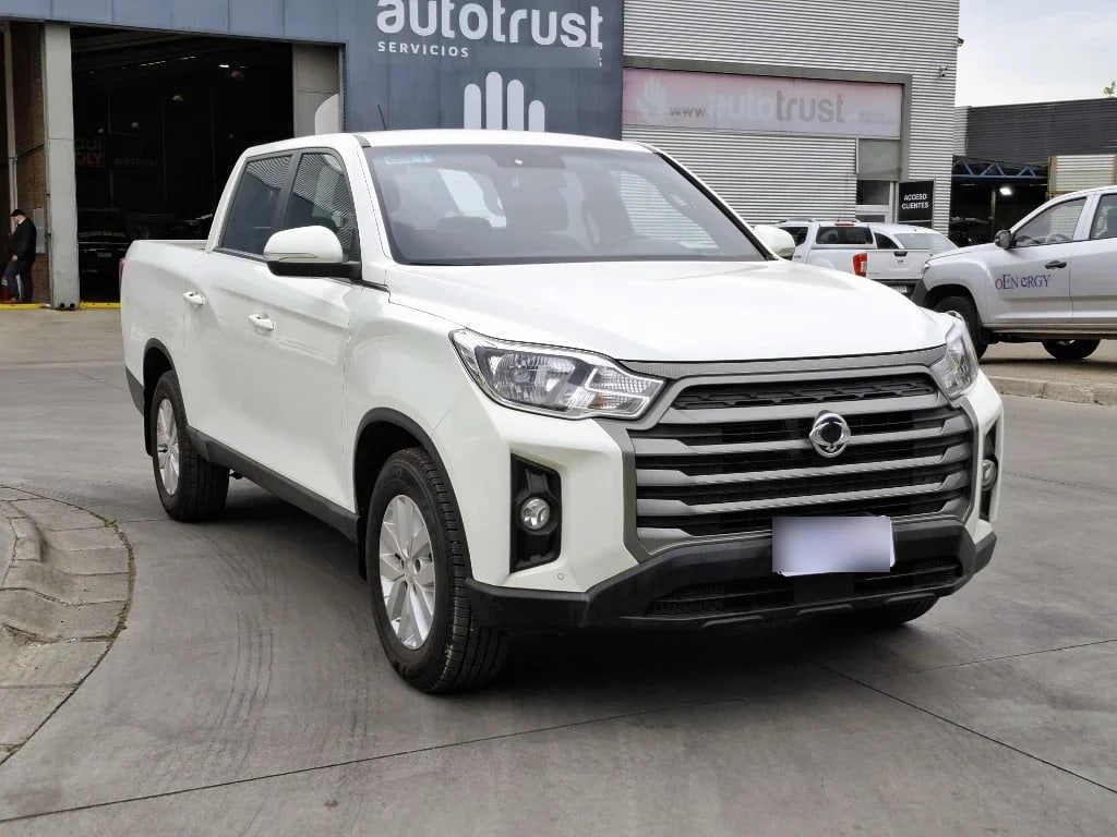 Ssangyong Grand Musso Grand Musso 2.2 4x2 Mt Full-Ql612 año 2023
