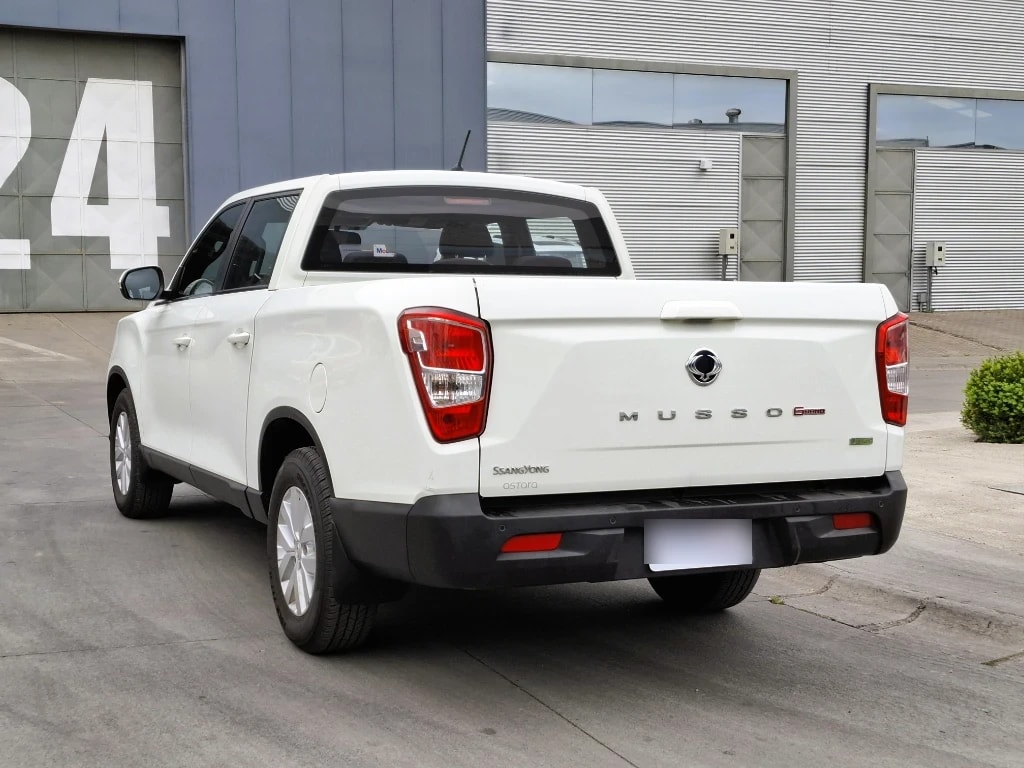 Ssangyong Grand Musso Grand Musso 2.2 4x2 Mt Full-Ql612 año 2023
