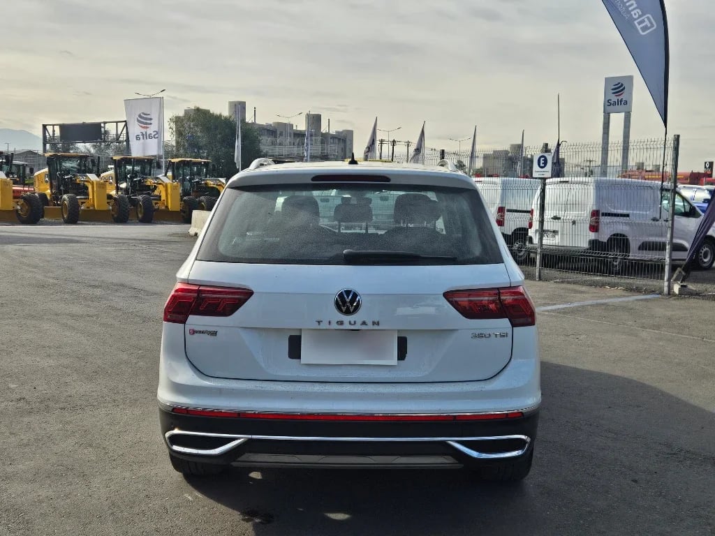 Volkswagen Tiguan Tsi Highline At 150hp año 2023