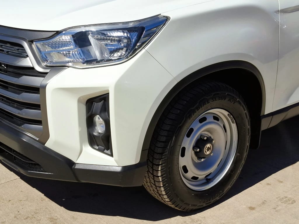 Ssangyong Grand Musso Grand Musso 2.2 4x2 Mt Full-Ql610 año 2023