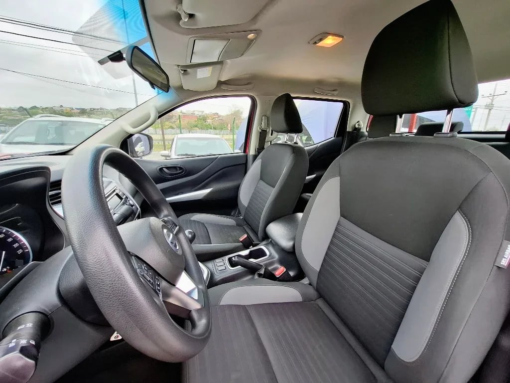 Nissan Navara Navara Dc 4x4 2.3 Tdi Se año 2023