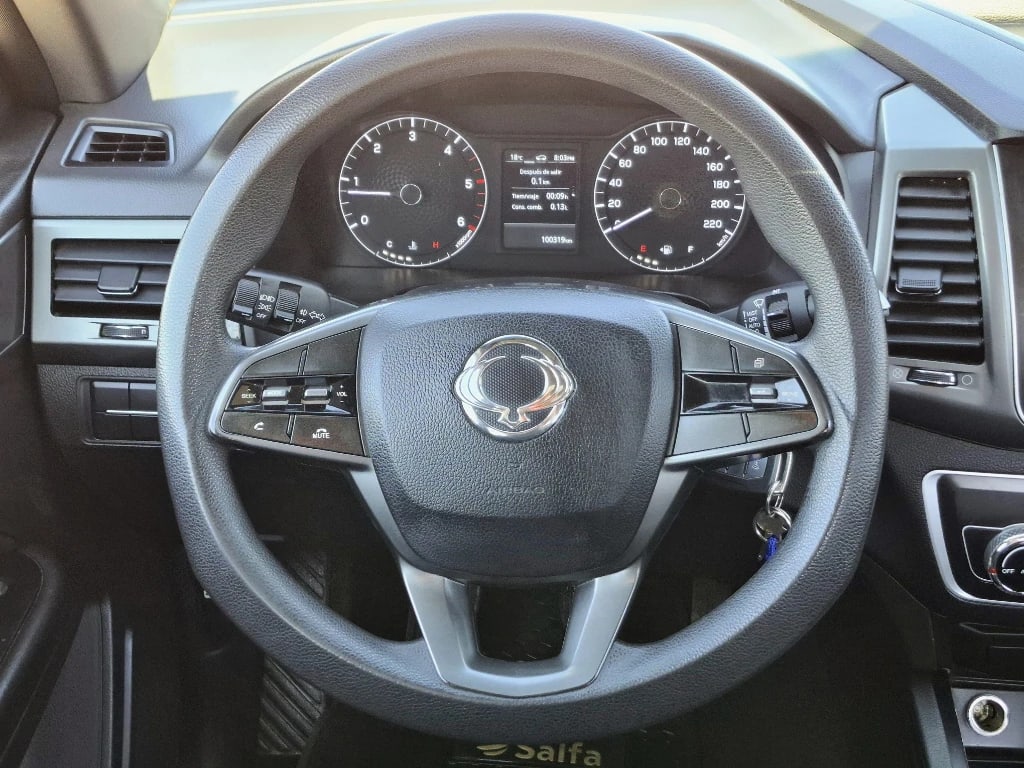 Ssangyong Grand Musso Grand Musso 2.2 4x2 Mt Full-Ql610 año 2023