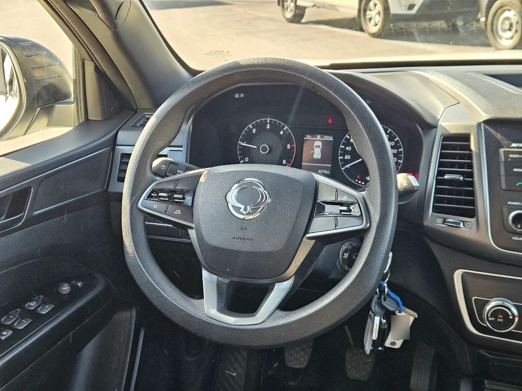 Ssangyong Grand Musso 2.2 4x2 Mt Full-Ql610 año 2023