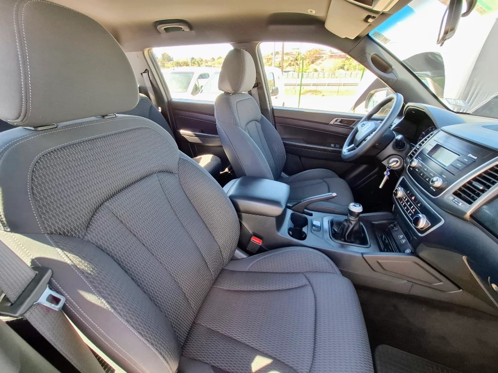 Ssangyong Grand Musso Grand Musso 2.2 4x2 Mt Full-Ql610 año 2023
