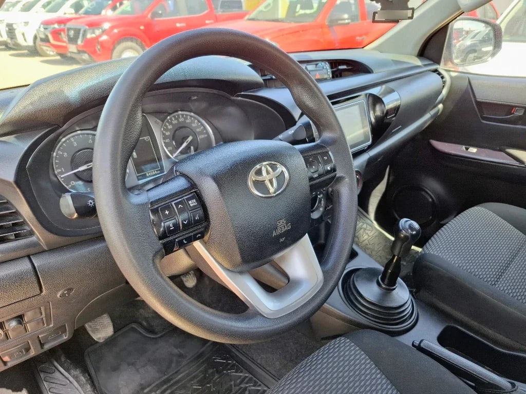 Toyota Hilux Hilux Dc 4x4 2.4 D Dx Mt año 2024