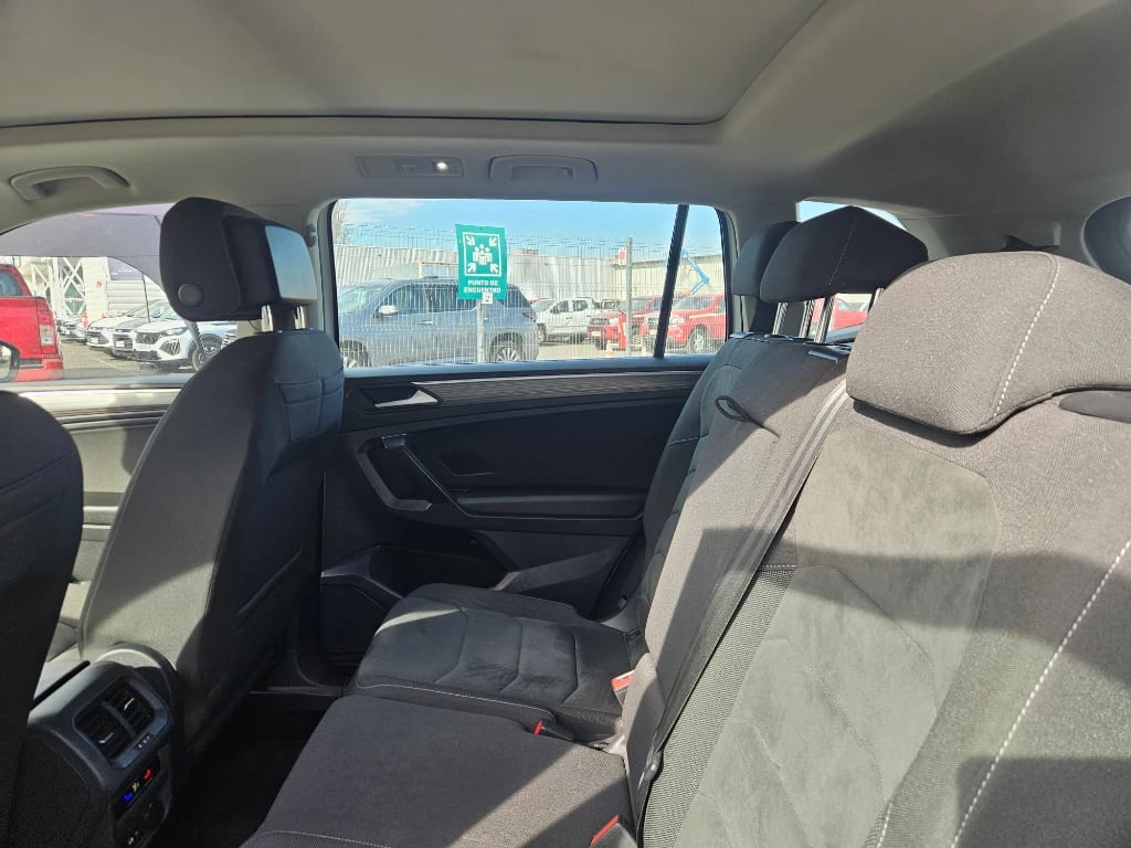 Volkswagen Tiguan Tsi Highline At 150hp año 2023