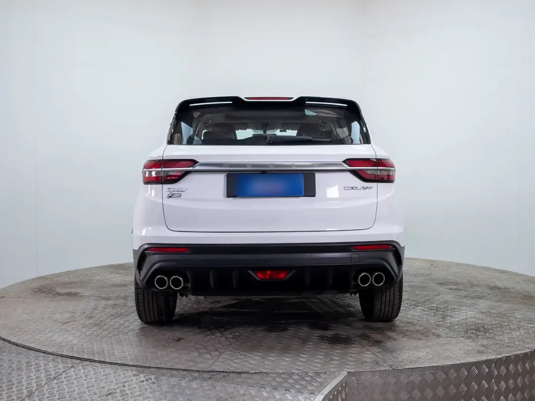 Geely Coolray 1.5 Exclusive 7dct At año 2022