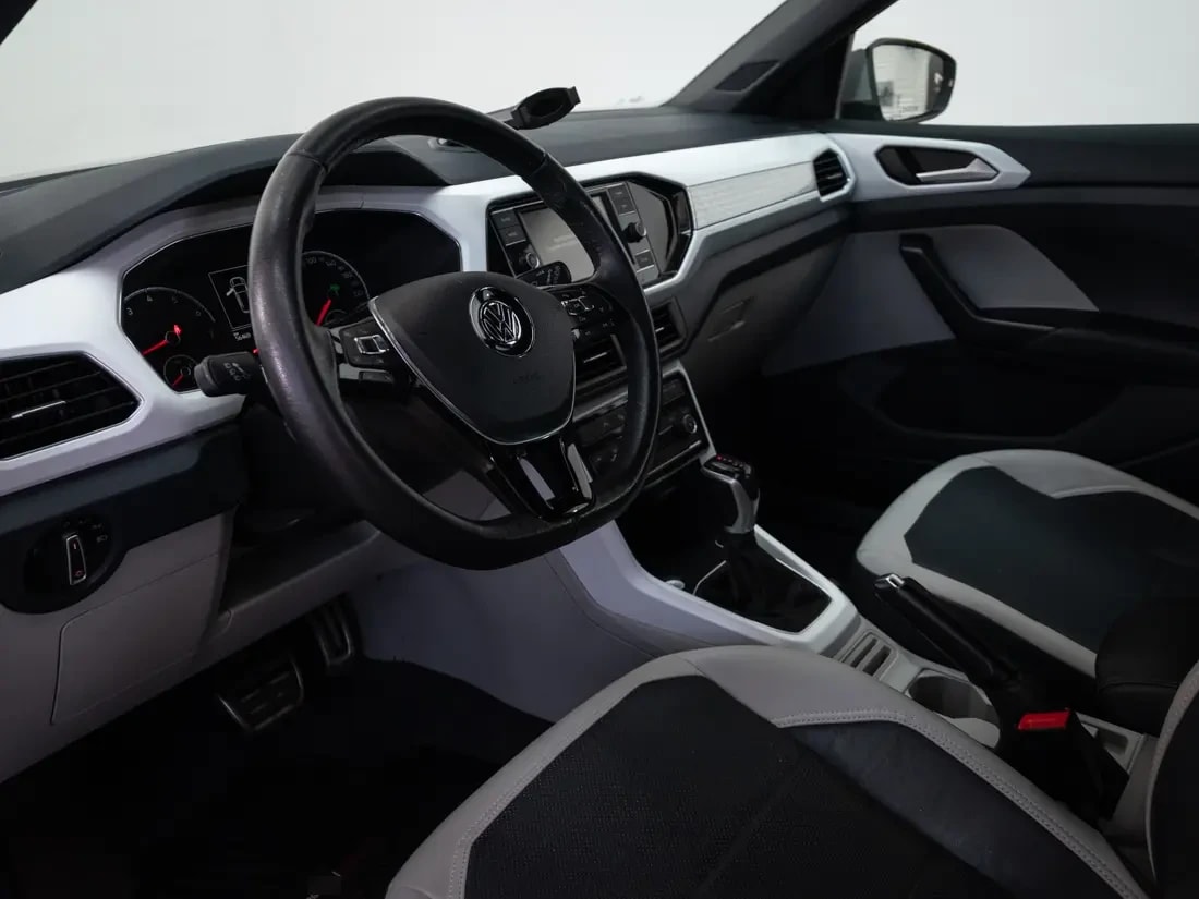 Volkswagen T-Cross 1.6 Highline At año 2020