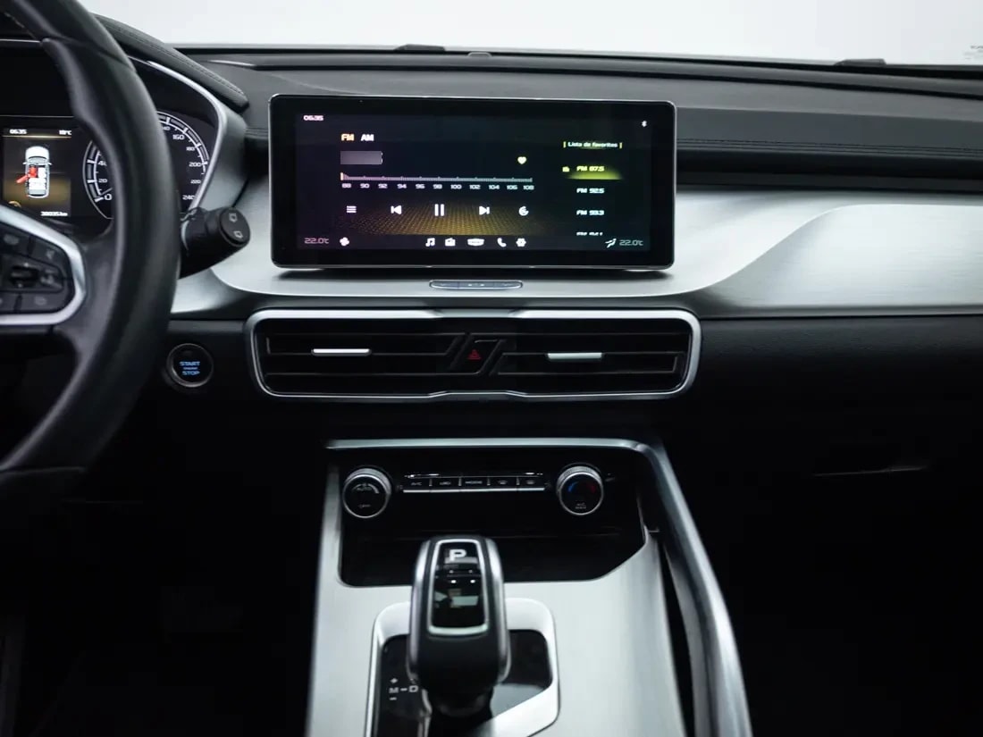 Geely Coolray 1.5 Exclusive 7dct At año 2022