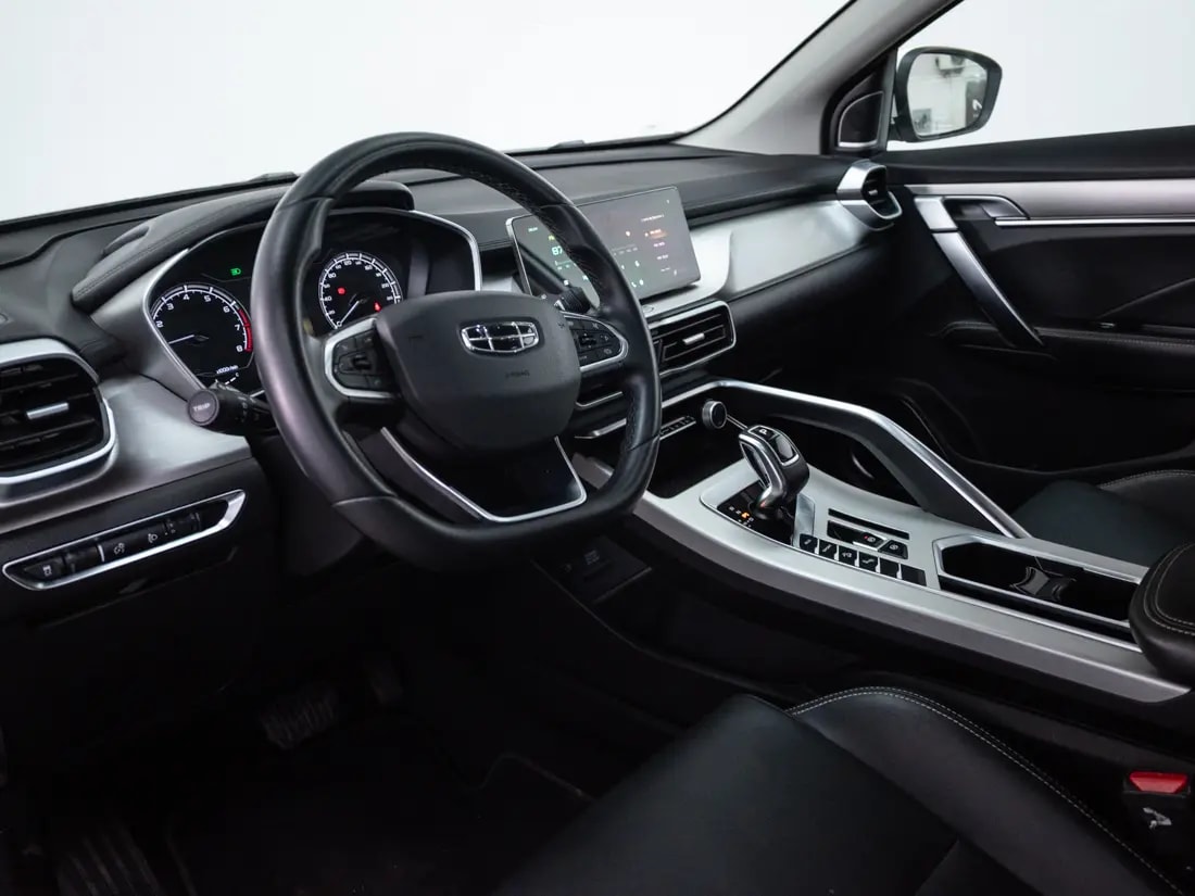 Geely Coolray 1.5 Exclusive 7dct At año 2022