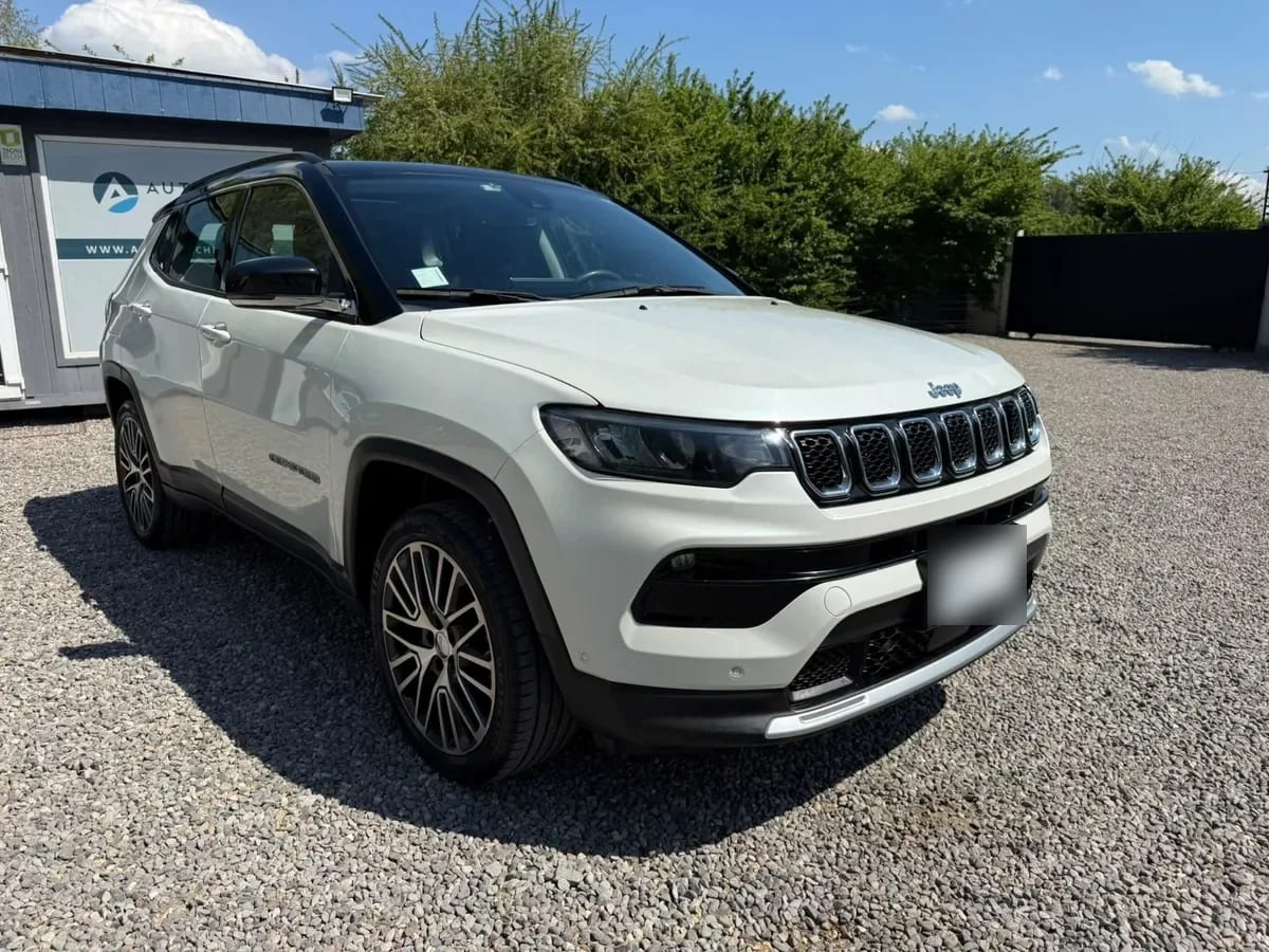 JEEP COMPASS  año 2024