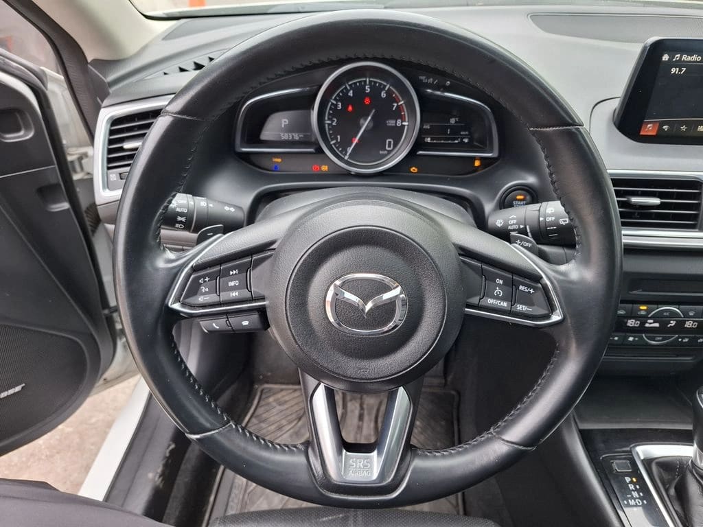 Mazda 3 Sport 2.5 Gt Sport 4x2 Hb Audio Bose 6at 5p año 2018
