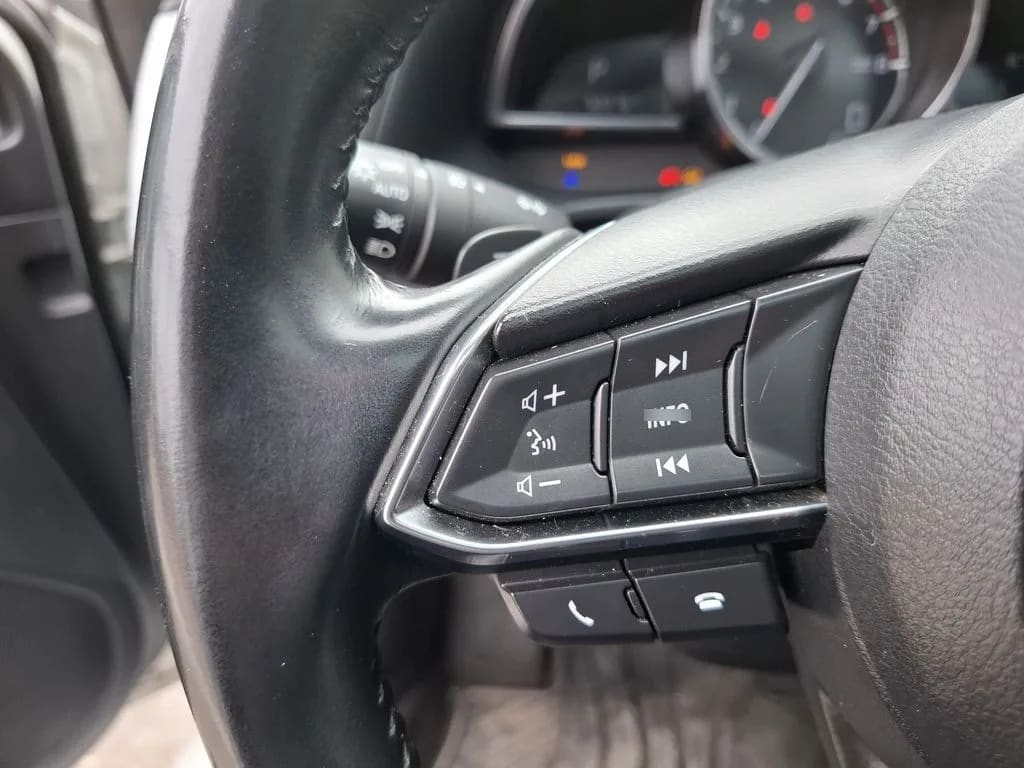 Mazda 3 Sport 2.5 Gt Sport 4x2 Hb Audio Bose 6at 5p año 2018