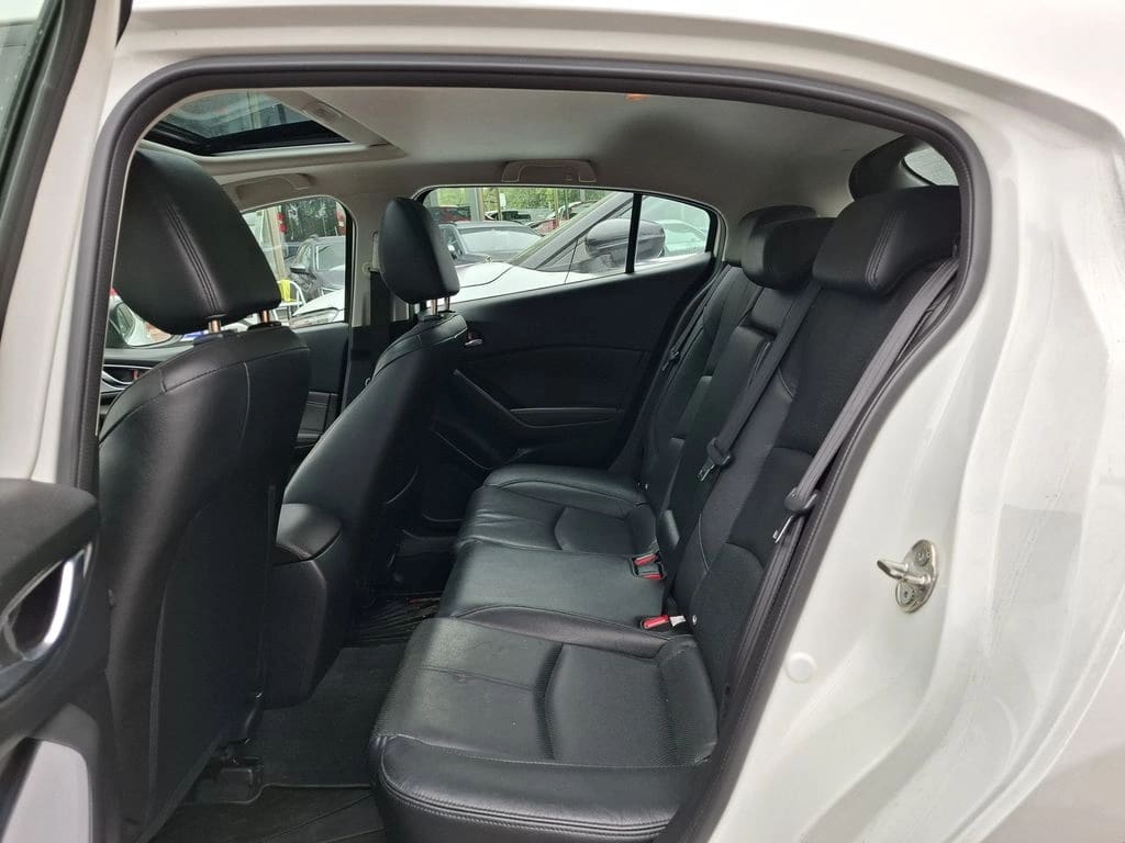 Mazda 3 Sport 2.5 Gt Sport 4x2 Hb Audio Bose 6at 5p año 2018