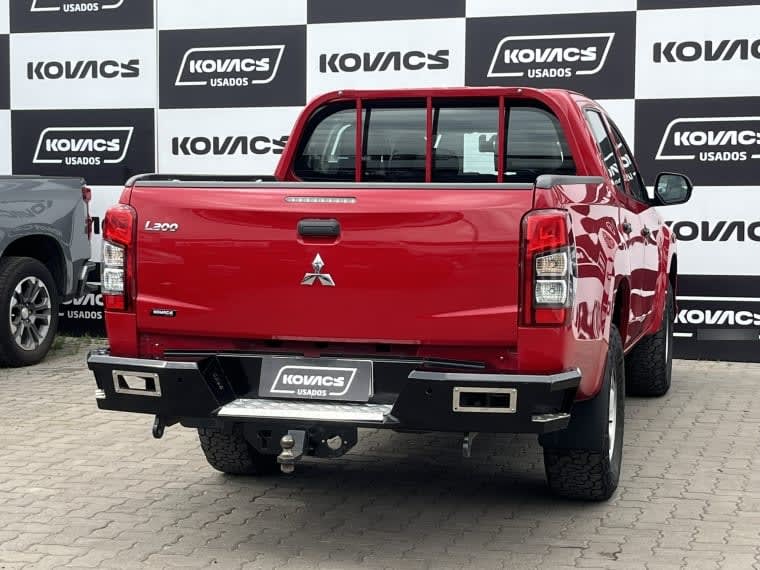 Mitsubishi L200 2.4 Td Work Cr Wf Mt 4x2 Diesel año 2022