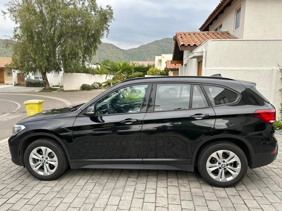 BMW X1 1.5 18i Xline Head At año 2022