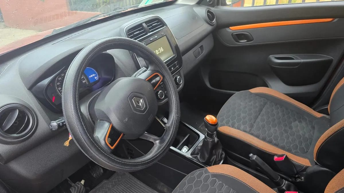 RENAULT KWID 1.0 Hb Intens Mt año 2022