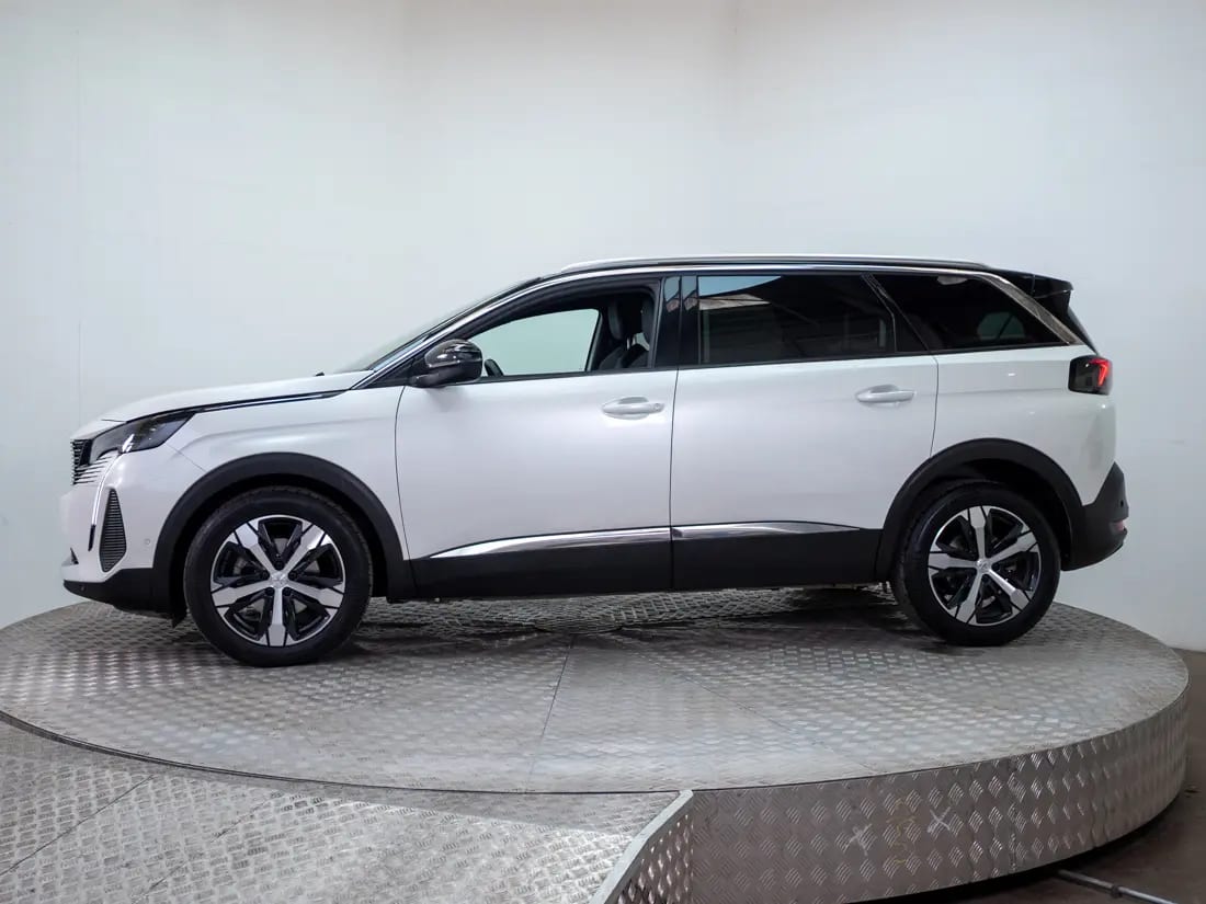 Peugeot 5008 1.5 Allure Bluehdi 130 At Diesel año 2024