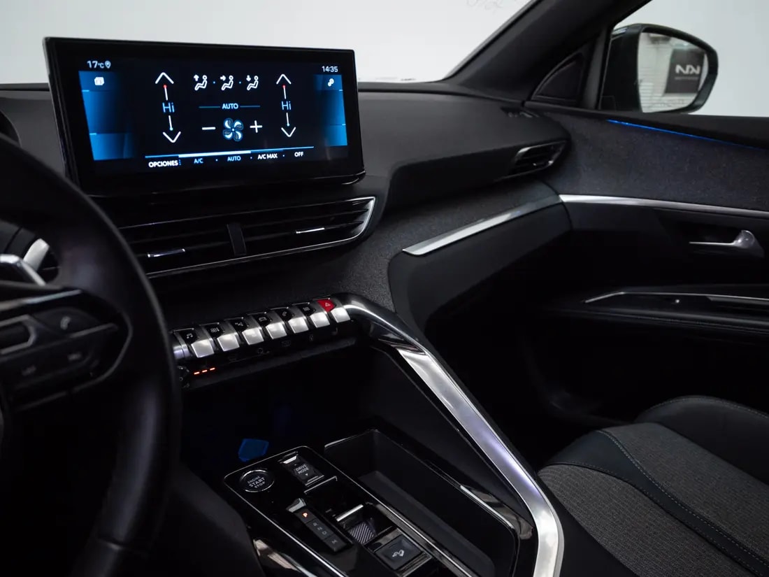 Peugeot 5008 1.5 Allure Bluehdi 130 At Diesel año 2024