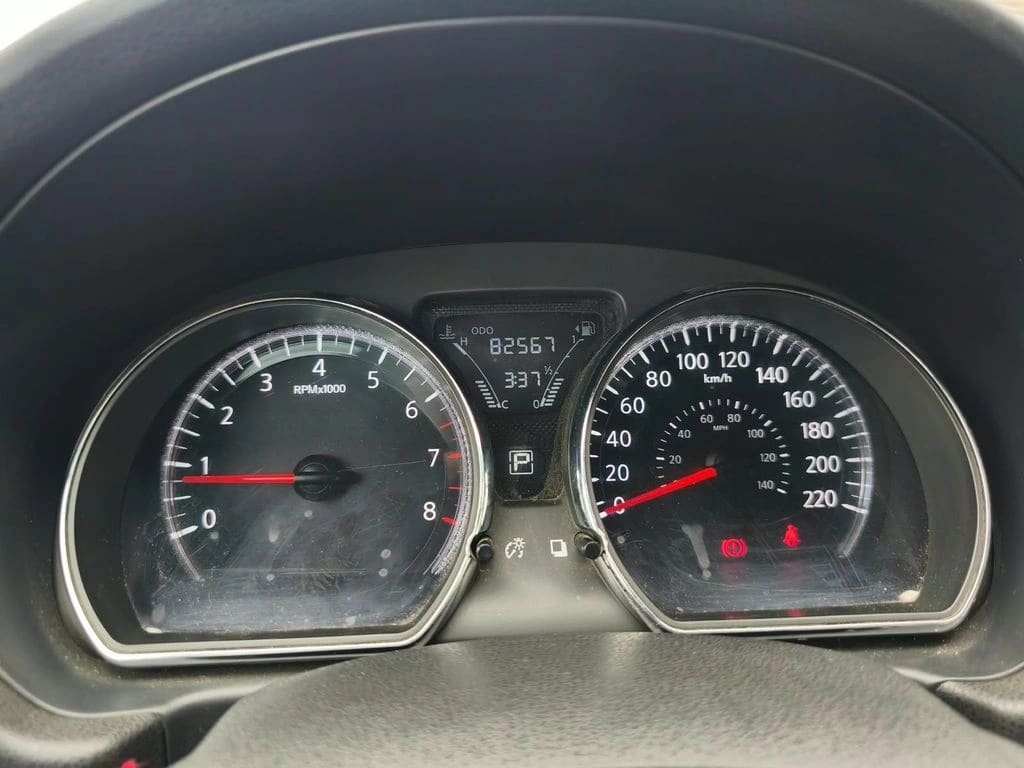 Nissan Versa Sense 1.6 At año 2021