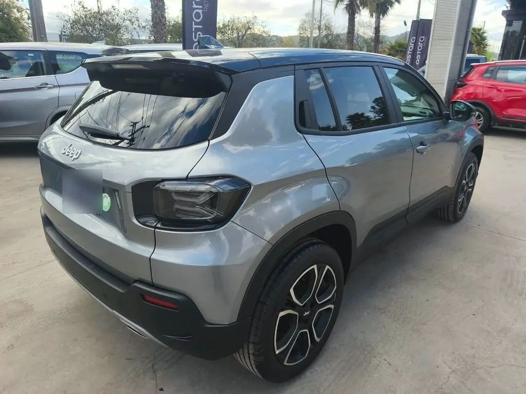 Jeep Avenger Summit 1.2 Hev año 2025