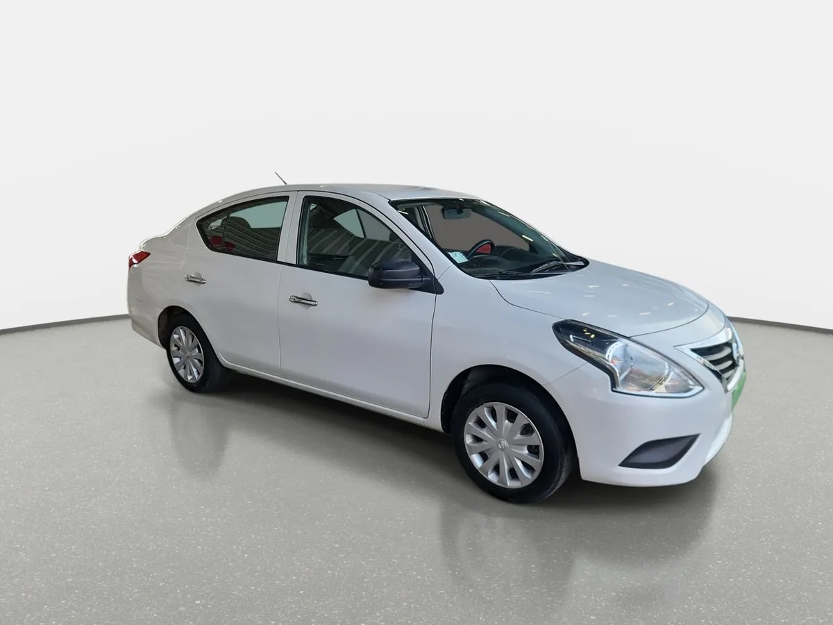 Nissan Versa 1.6 Sense 4x2 Mt 4p año 2021