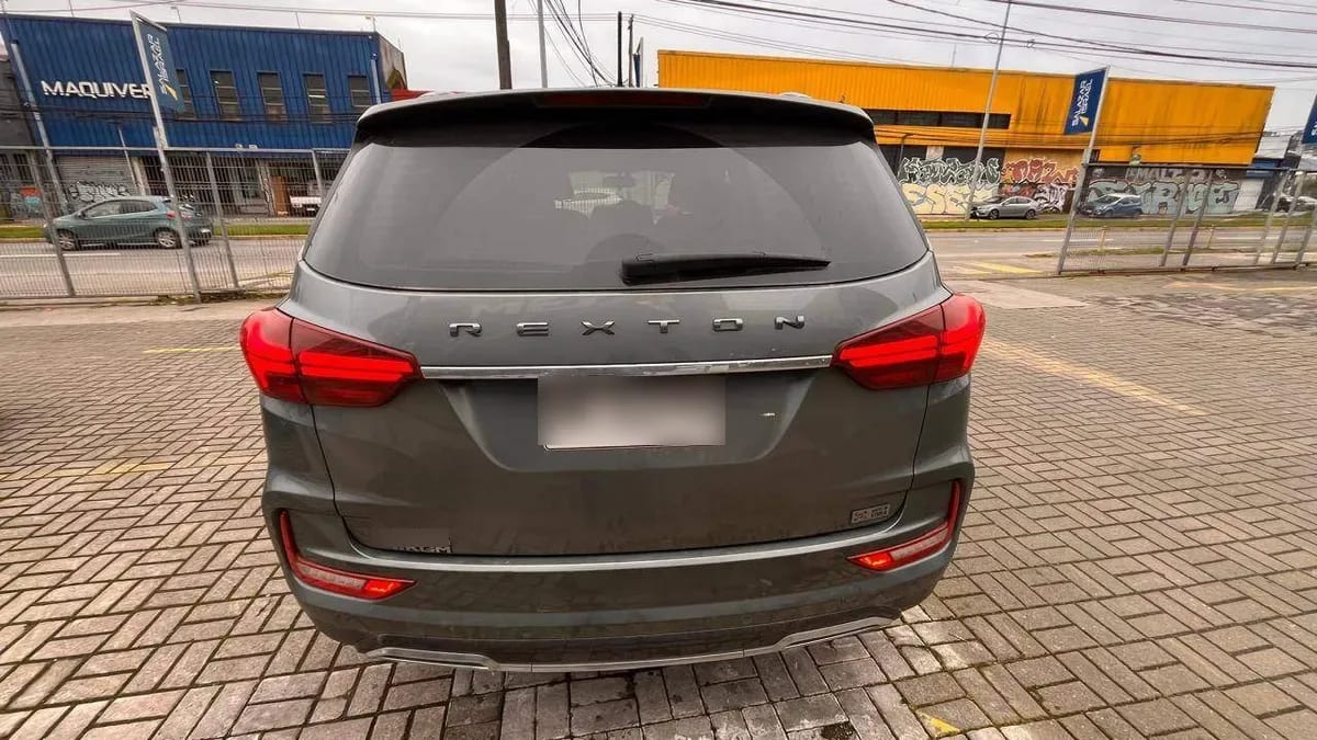 Ssangyong Rexton 2.2t Glx Diesel 4x4 6ab Nueva Radio 8at 5p año 2026