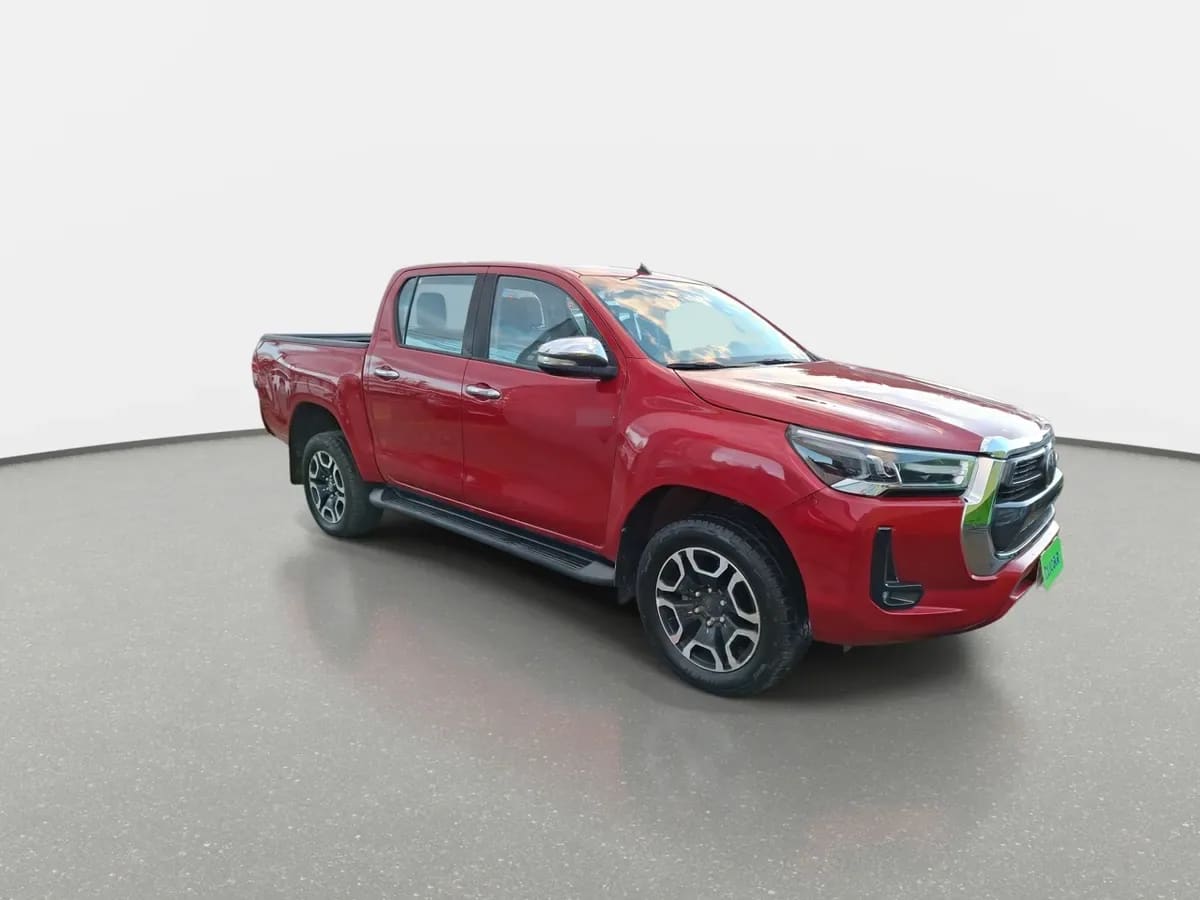 Toyota Hilux 2.8 Srv Diesel 4x4 Dob. Cab. At 4p año 2024