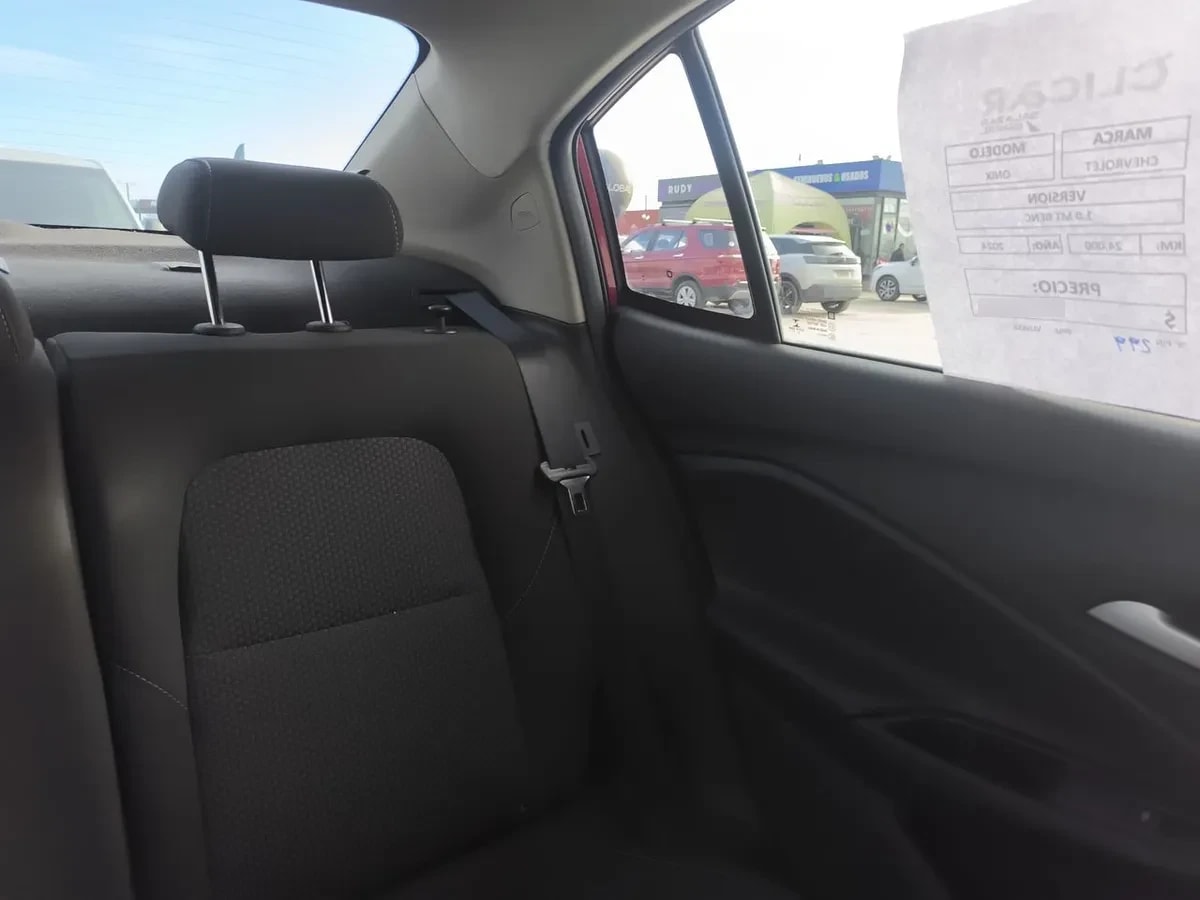 Chevrolet Onix 1.0t Ltz P2 4x2 Sdn Mt5 4p año 2024