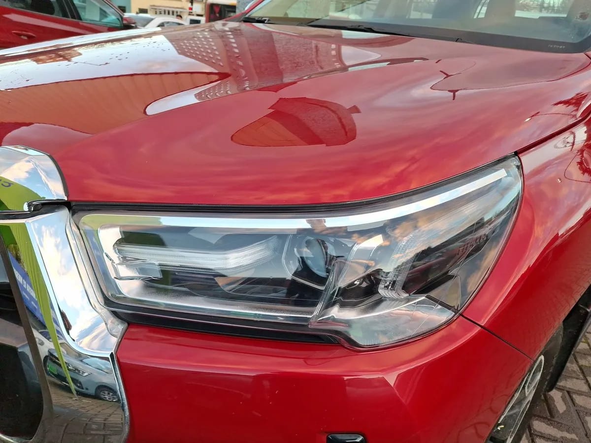 Toyota Hilux 2.8 Srv Diesel 4x4 Dob. Cab. At 4p año 2024