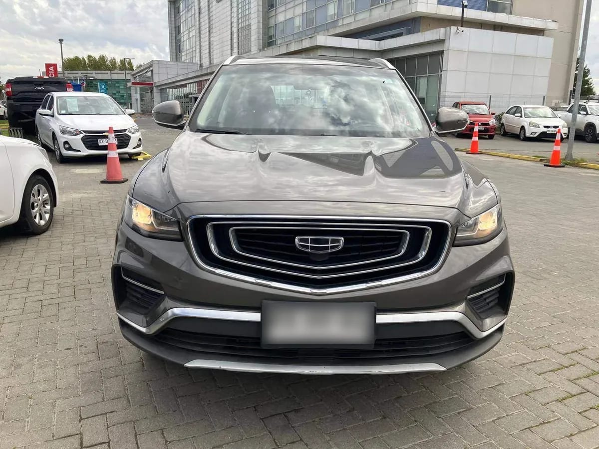 Geely Azkarra 1.5t Comfort 4x2 6at 5p año 2022