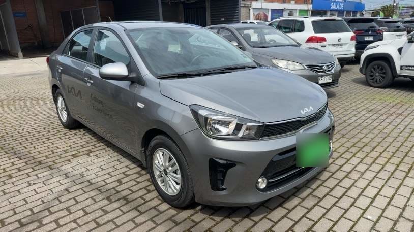 Kia Soluto 1.4 Ex Full 4x2 Srf Mt 4p año 2026
