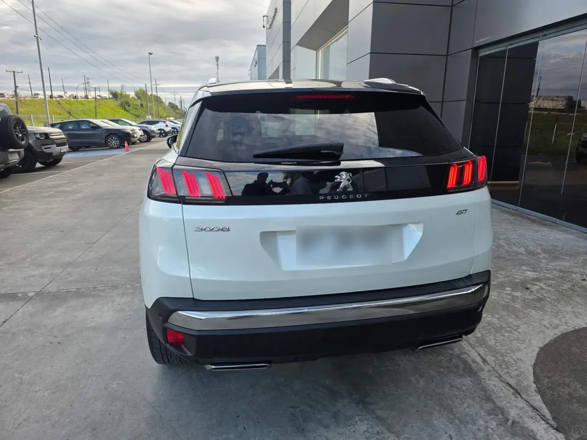 Peugeot 3008 1.5 Gt Bluehdi 4x2 130 Eat8 5p año 2022