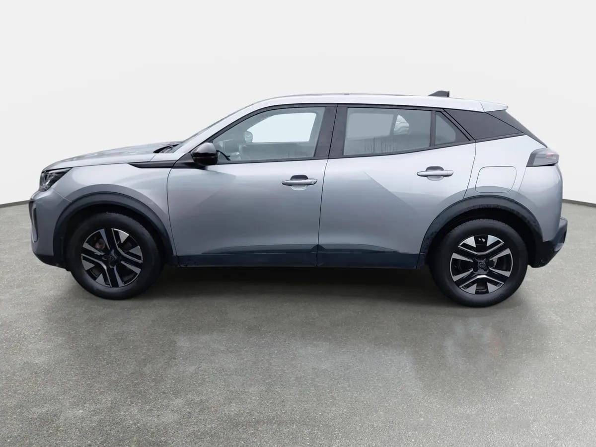 Peugeot 2008 1.2 Active Pack Puretech 130hp 4x2 Mt 5p año 2024