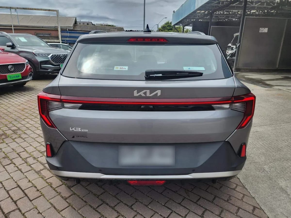 Kia K3 Cross 1.6 Ex Full 4x2 Mt 5p año 2026