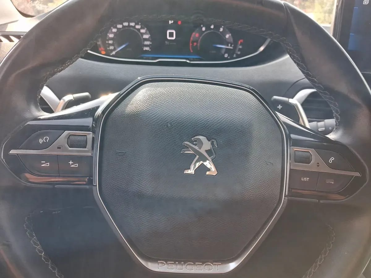 Peugeot 3008 1.6 Allure Thp 4x2 165 Eat6 5p año 2021