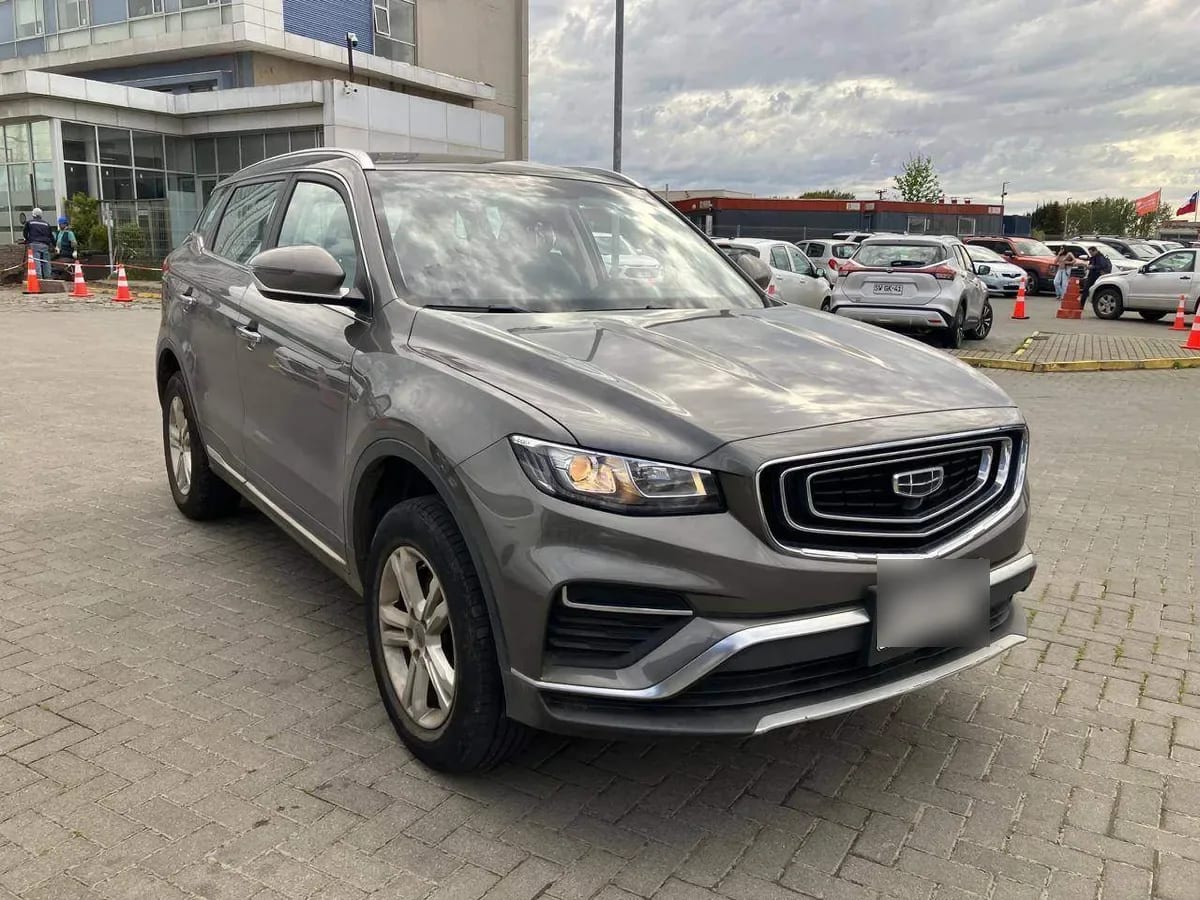 Geely Azkarra 1.5t Comfort 4x2 6at 5p año 2022