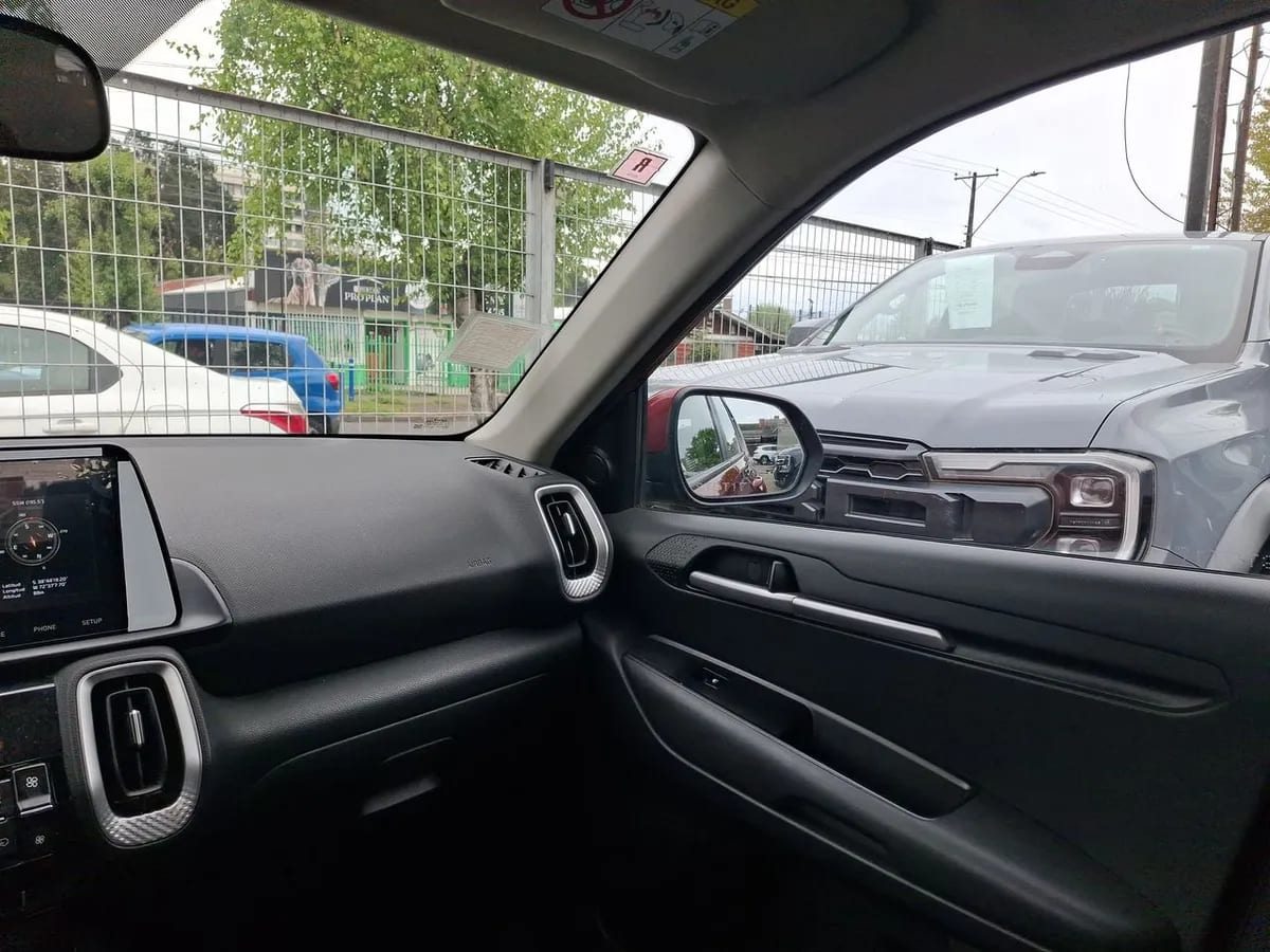 Kia Sonet 1.5 Ex Plus 4x2 6ab 6mt 5p año 2023