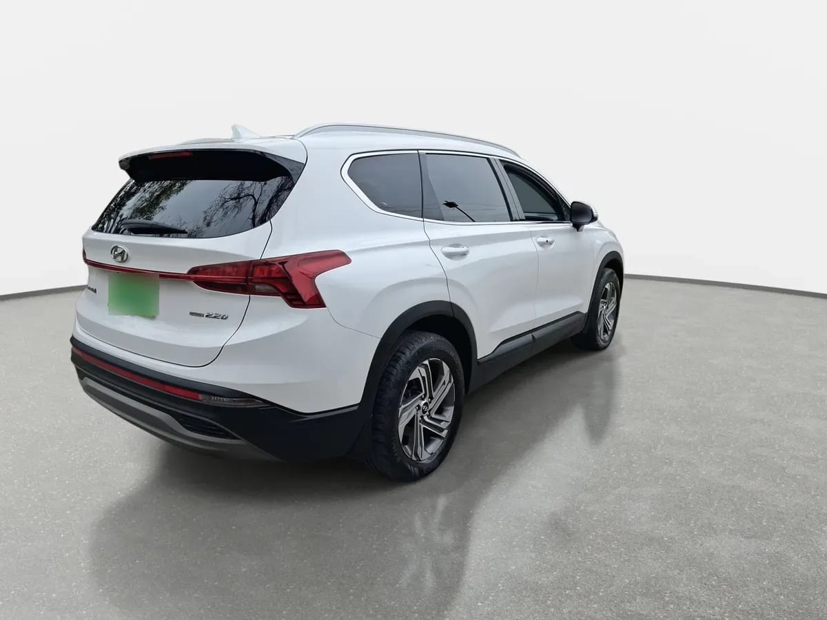 Hyundai Santa Fe 2.2 Value Fl Crdi Diesel 4wd At 5p año 2024