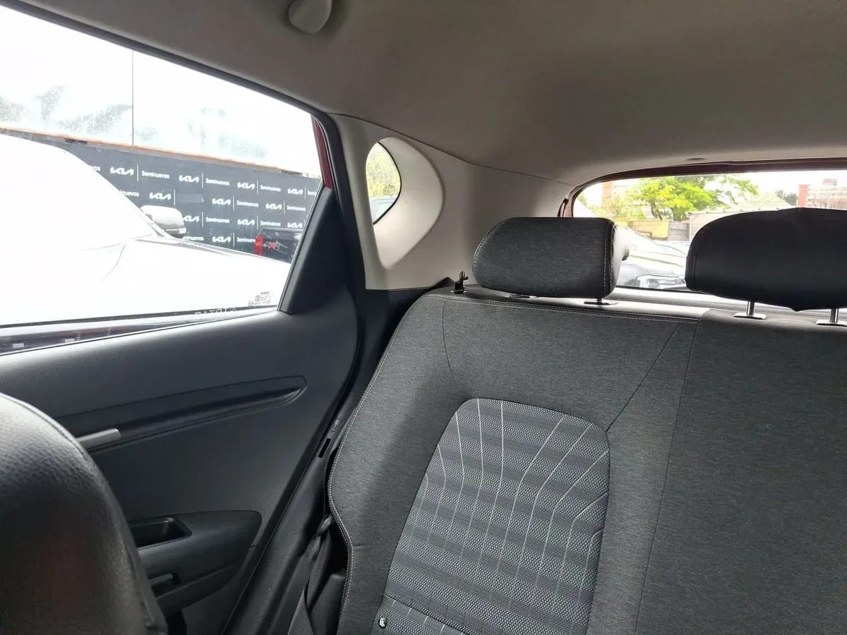Kia Sonet 1.5 Ex Plus 4x2 6ab 6mt 5p año 2023