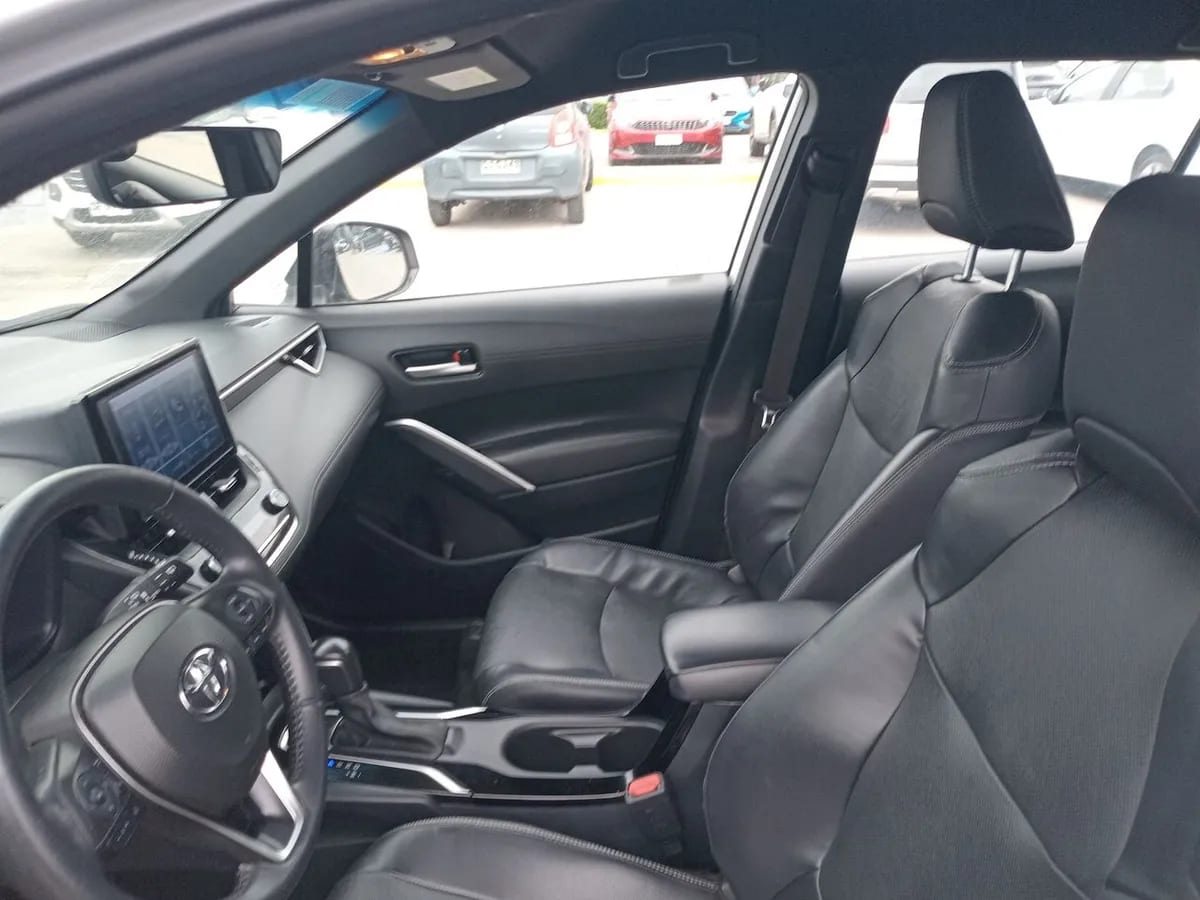 Toyota Corolla Cross 2.0 Seg 4x2 Cvt At 5p año 2023