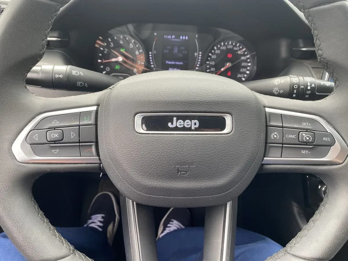 Jeep Compass 1.3 Sport 4x2 At 5p año 2023