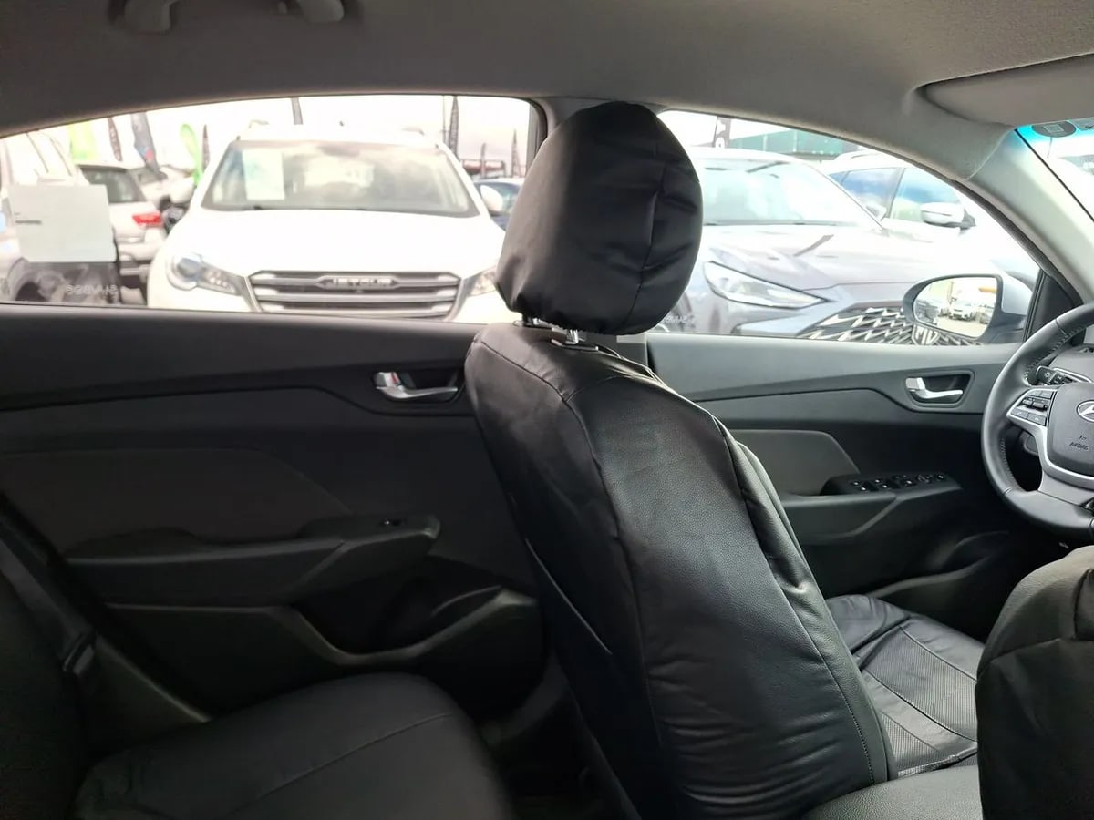 Hyundai Accent 1.4 Hci Value 4x2 Mt 4p año 2023