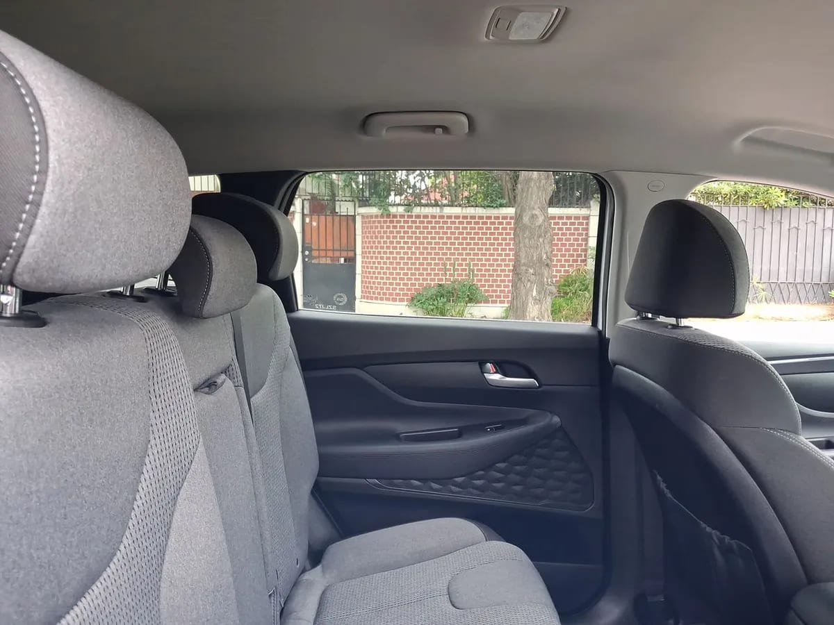 Hyundai Santa Fe 2.2 Value Fl Crdi Diesel 4wd At 5p año 2024