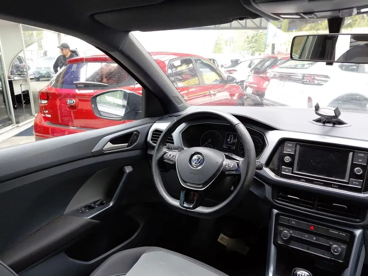Volkswagen T-Cross 1.6 Msi Comfortline 4x2 Mt5 5p año 2021
