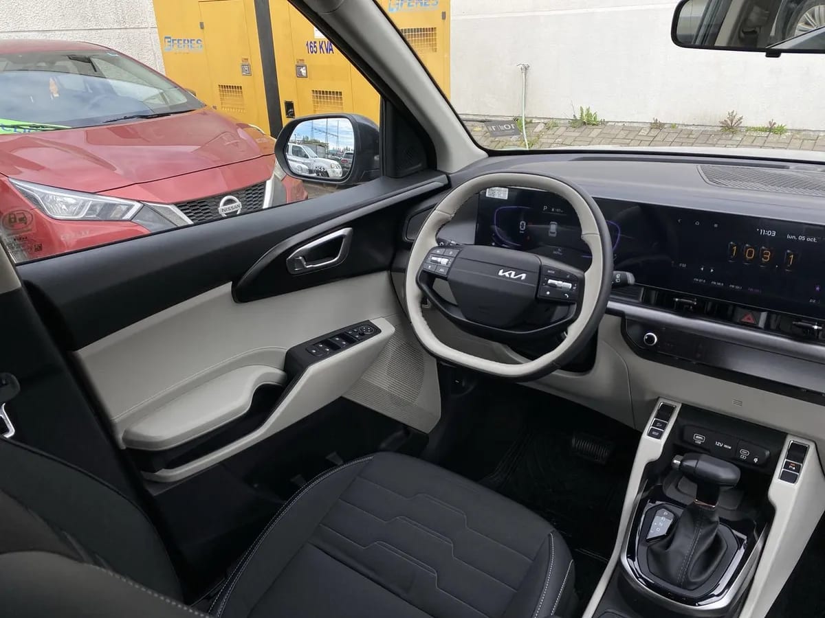 Kia Carens 1.5t Ex Full 4x2 7dct At 5p año 2026